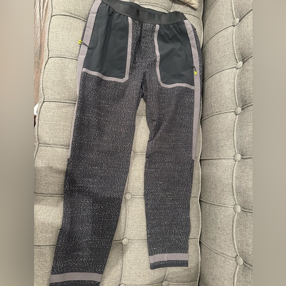 lululemon athletica Other - lululemom men's jogger medium